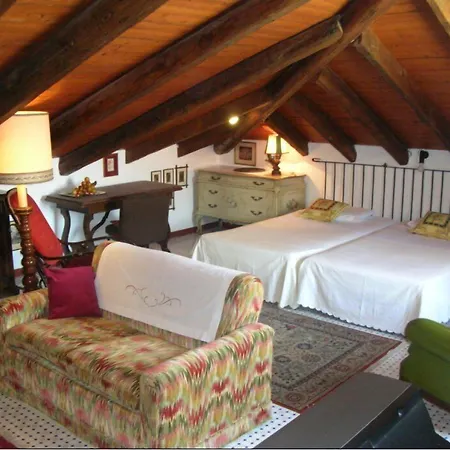 Bed and breakfast Chiarenza 4*