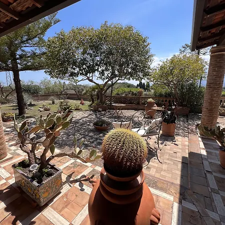 Chiarenza Bed & Breakfast