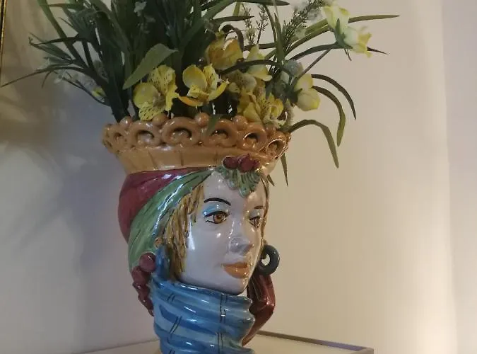 Chiarenza לינה וארוחת בוקר