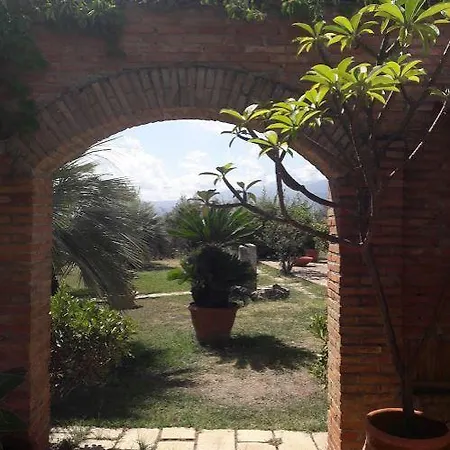 Chiarenza Panzió 4*