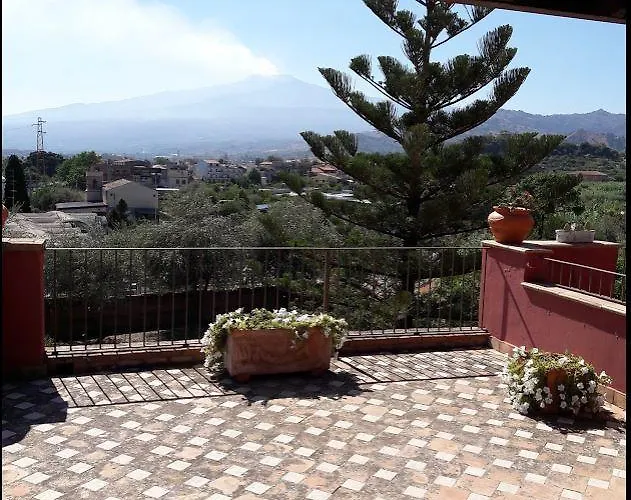 Chiarenza Bed & Breakfast 4*